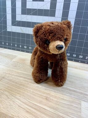 Aurora - Mini Flopsie Barnsworth - Brown Bear Plush - 2021